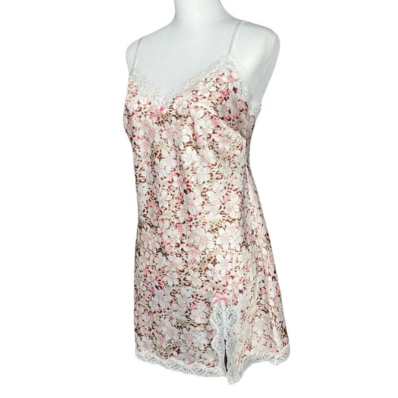 Victoria’s Secret Leopard Floral Chemise Slip Mini Dress. Medium. Fairy, Retro - Picture 4 of 11